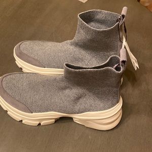 Zara knit socks sneakers stretch gray